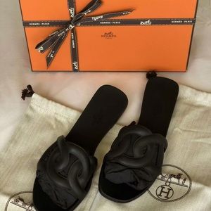 Hermes Aloha Sandals